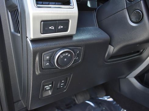 Used 2019 Ford F150 Platinum RWD image 40