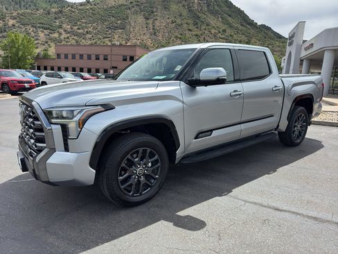 Used 2023 Toyota Tundra Platinum AWD/4WD image 3