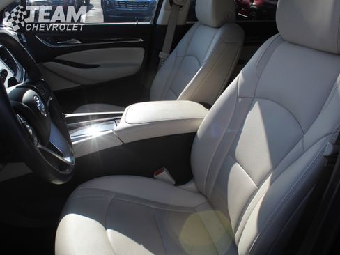 Certified 2024 Buick Enclave Essence w/ Experience Buick Package image 11