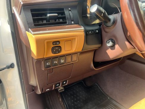 Used 2016 Lexus ES 350 image 13