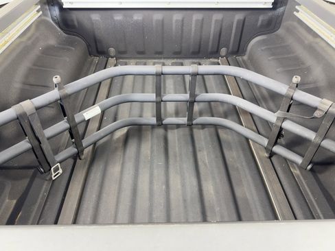 Used 2017 Nissan Frontier SL w/ Moonroof Package image 31