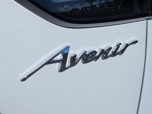 New 2026 Buick Envision Avenir image 13