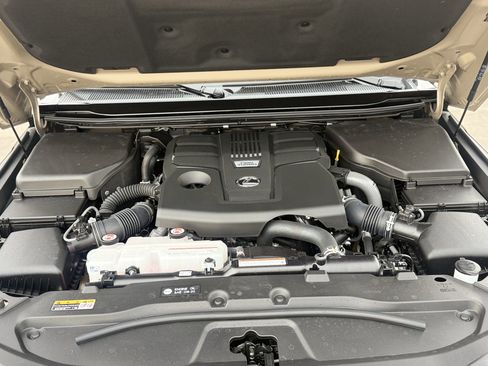 Used 2025 Lexus GX 550 image 29