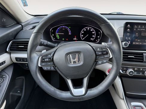 Used 2019 Honda Accord Touring image 12