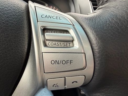 Used 2018 Nissan Altima 2.5 SV image 16