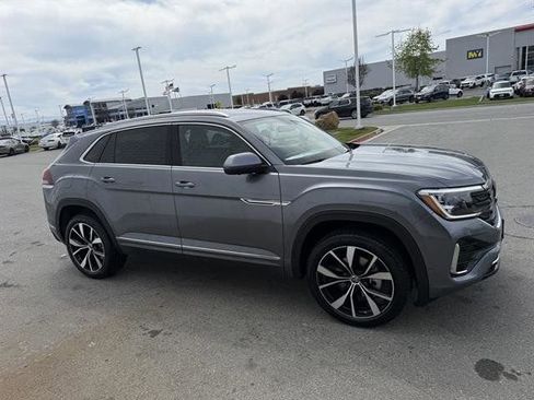 New 2025 Volkswagen Atlas Cross Sport SEL Premium R-Line image 7