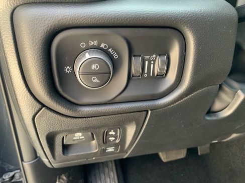 Used 2026 RAM 1500 Big Horn AWD/4WD image 16