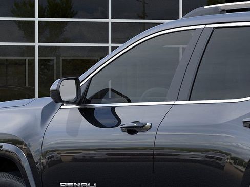 New 2026 GMC Terrain Denali w/ LPO, Floor Liner Package image 12