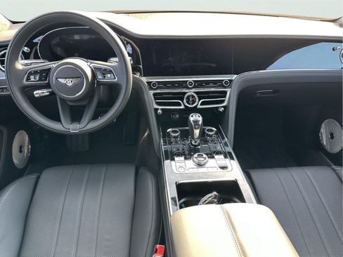 New 2026 Bentley Flying Spur Plug-In Hybrid AWD/4WD image 4