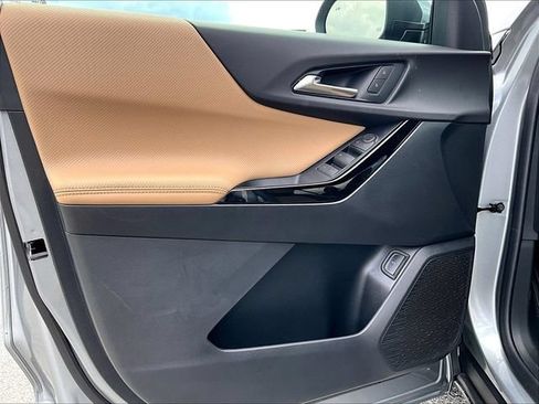 New 2027 Chevrolet Equinox ACTIV FWD image 25