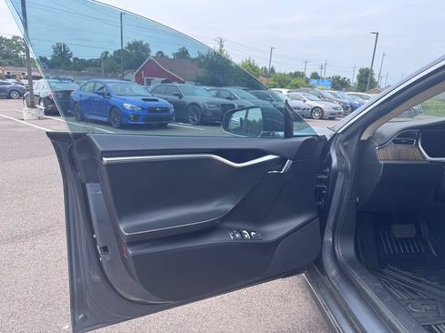 Used 2013 Tesla Model S RWD image 10