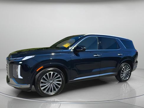 Used 2024 Hyundai Palisade Calligraphy image 13