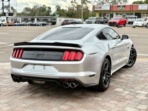 Used 2019 Ford Mustang GT Premium image 25