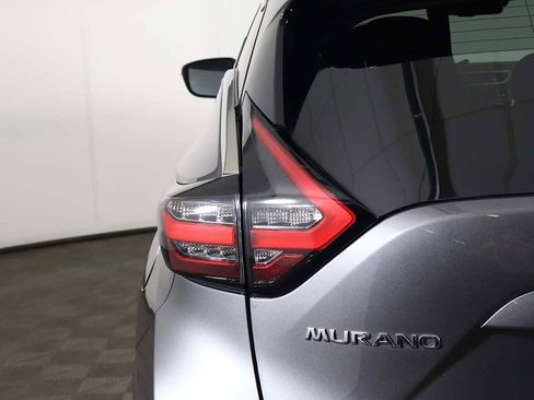 Used 2021 Nissan Murano SV FWD image 12