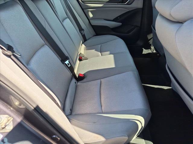 Used 2019 Honda Accord EX image 19