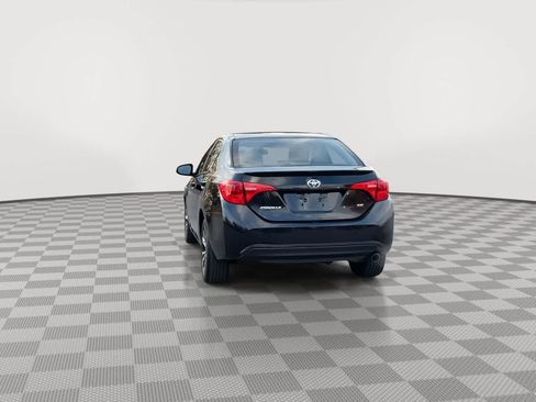 Used 2017 Toyota Corolla SE image 7