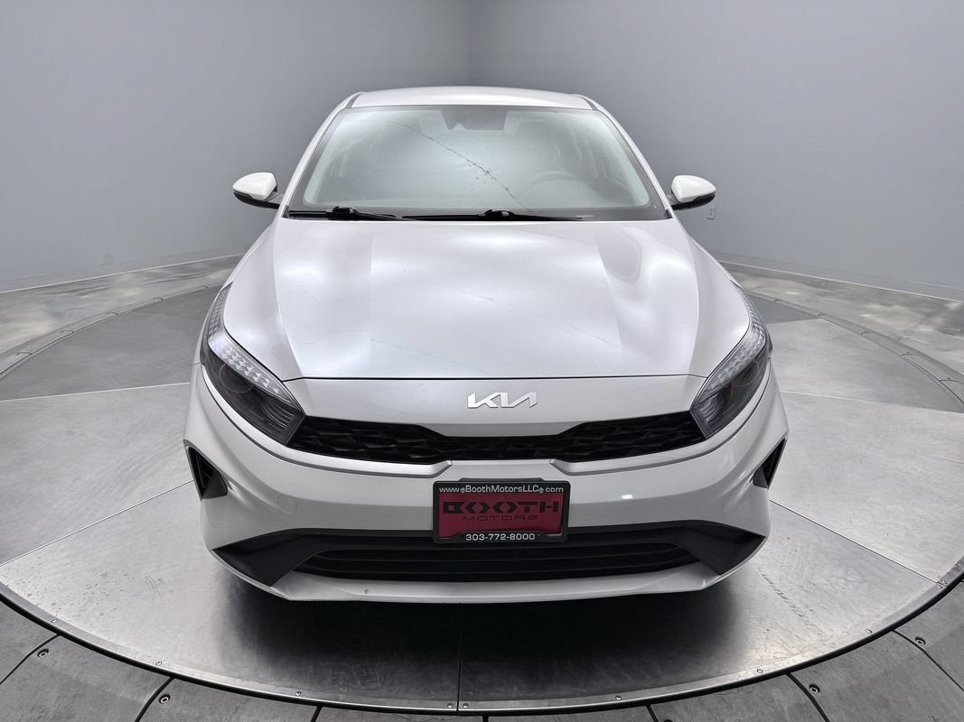 Used 2023 Kia Forte LXS w/ LXS Technology Package FWD image 2