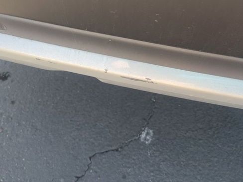 Used 2023 Subaru Outback Limited image 21