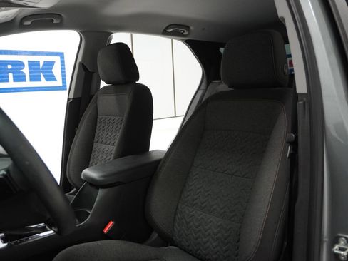 Used 2023 Chevrolet Equinox LT image 18