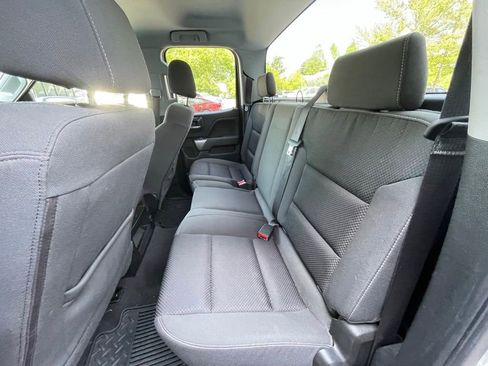 Used 2019 Chevrolet Silverado 1500 LT AWD/4WD image 24