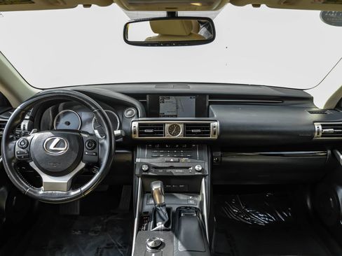 Used 2015 Lexus IS 250 w/ Navigation System Package RWD image 12