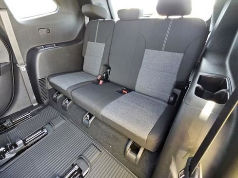 Used 2026 GMC Acadia Elevation w/ LPO, Floor Liner Package FWD image 4