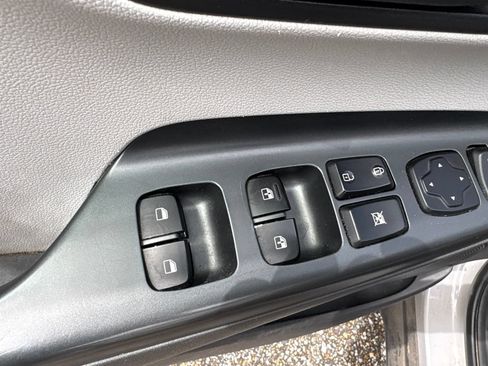 Used 2023 Hyundai Kona SEL FWD image 10