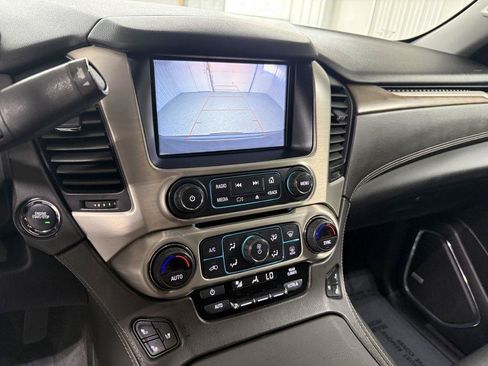 Used 2020 GMC Yukon XL Denali w/ Open Road Package AWD/4WD image 22