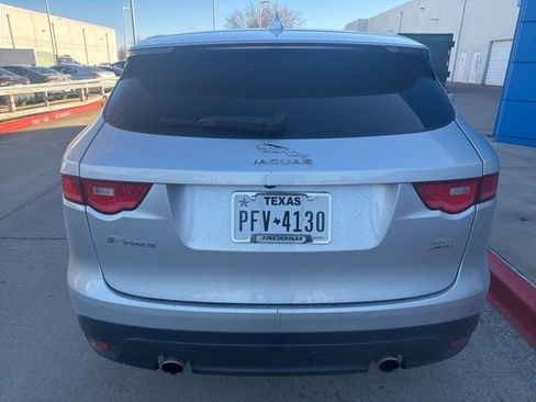 Used 2017 Jaguar F-PACE Prestige image 6