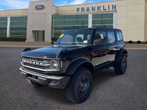 New 2025 Ford Bronco 4-Door w/ Sasquatch Package image 3
