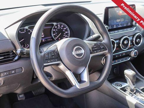 Used 2025 Nissan Sentra SV FWD image 12