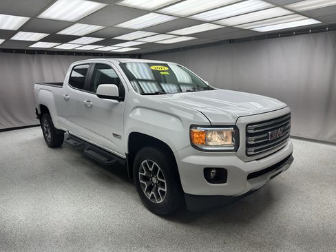 Used 2017 GMC Canyon SLE w/ All Terrain Package AWD/4WD image 5