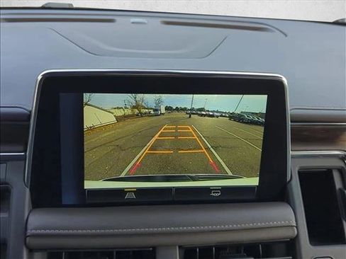 Used 2022 Chevrolet Tahoe LT image 16