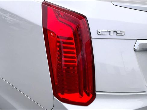 Used 2019 Cadillac CTS Luxury image 27