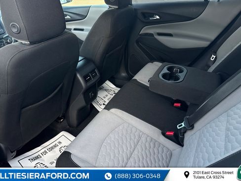 Used 2019 Chevrolet Equinox LS w/ LS Convenience Package image 8