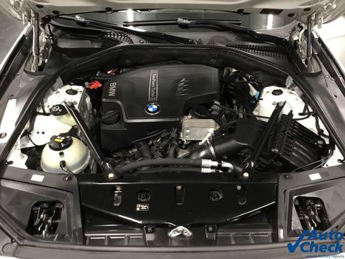 Used 2016 BMW 528i xDrive Sedan AWD/4WD image 40