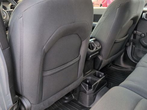 Used 2019 Jeep Wrangler Unlimited Sport AWD/4WD image 18