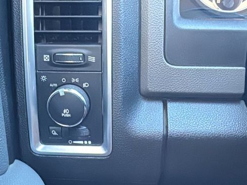 Used 2013 RAM 2500 Big Horn AWD/4WD image 16