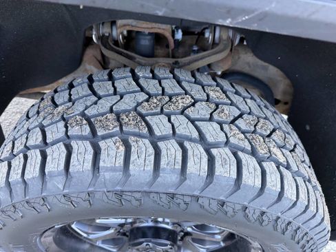 Used 2024 GMC Sierra 2500 Pro image 68