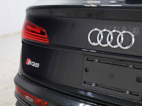 Used 2023 Audi SQ5 Prestige image 8