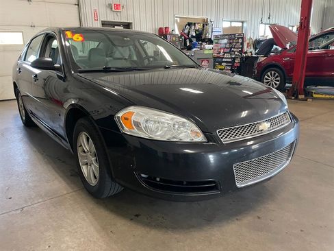 Used 2016 Chevrolet Impala Limited LS FWD image 4