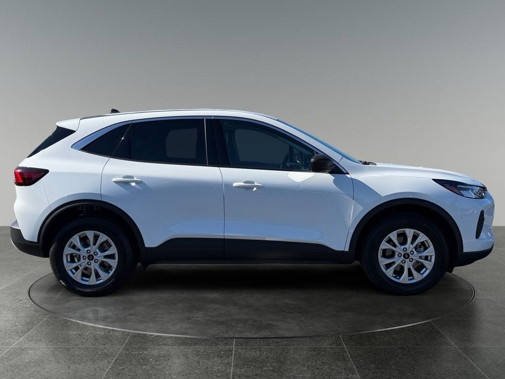 Used 2024 Ford Escape Active AWD/4WD image 10