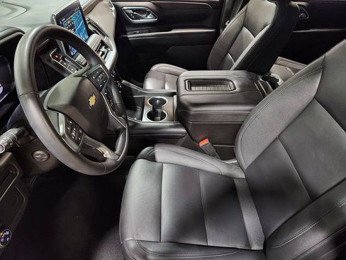 Used 2023 Chevrolet Tahoe LT w/ LT Signature Plus Package RWD image 31