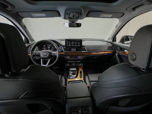 Used 2023 Audi Q5 2.0T Prestige w/ Prestige Package AWD/4WD image 19