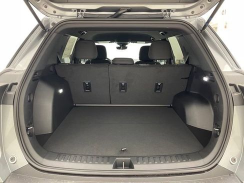 New 2026 Chevrolet Equinox LT AWD/4WD image 11