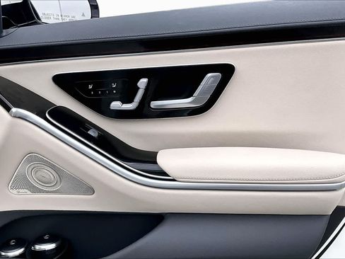 Certified 2023 Mercedes-Benz S 500 4MATIC w/ AMG Line image 23