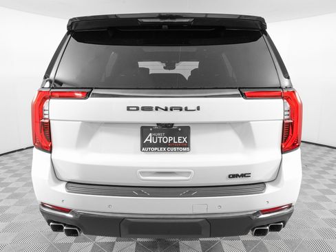 Used 2026 GMC Yukon Denali Ultimate w/ LPO, Floor Liner Package image 7