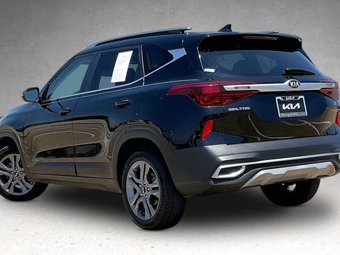Used 2021 Kia Seltos S FWD image 4