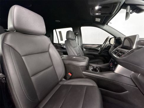 Used 2022 Chevrolet Tahoe LT w/ Luxury Package RWD image 43
