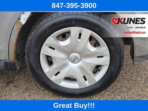 Used 2010 Nissan Versa 1.8 S image 11